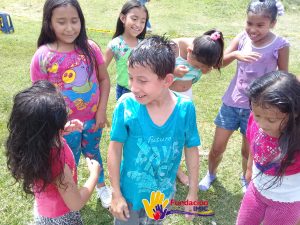 trayendo alegría a los niños lo necesitan  CIF Centro Integral Familiar Fusagasugá Colombia